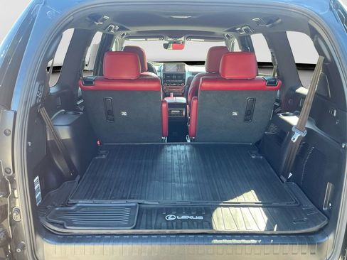 Used 2023 Lexus GX 460 Luxury w/ Sport Design Package image 17