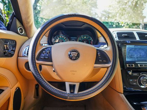 Used 2014 Jaguar XK Convertible image 46