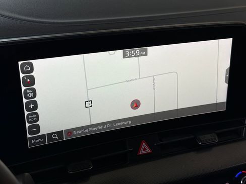 Used 2024 Kia Sportage SX image 6