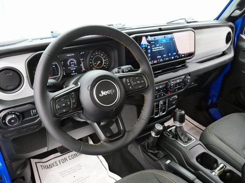 Used 2024 Jeep Wrangler Sport S image 12