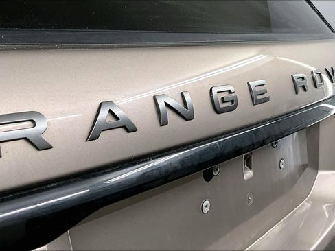 Used 2022 Land Rover Range Rover Sport HSE Silver Edition image 29