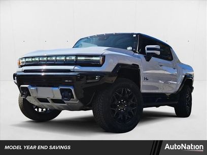 New 2025 GMC Hummer EV 3X w/ LPO, Dark Essentials Package