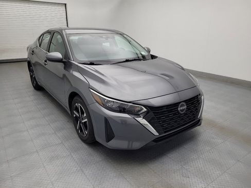 Used 2025 Nissan Sentra SV image 13