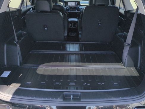 Certified 2023 Kia Sorento EX AWD/4WD image 23