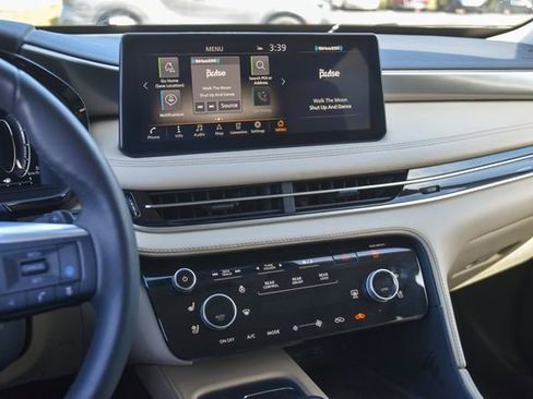 Used 2025 INFINITI QX60 Luxe w/ Lighting Package (N94) image 23