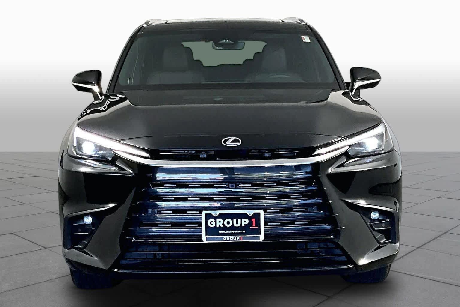 Used 2026 Lexus TX 350 AWD w/ Technology Package image 4