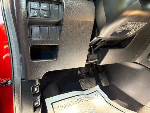 Used 2017 Honda CR-V EX-L image 17