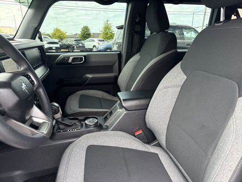 Used 2022 Ford Bronco 4-Door w/ Sasquatch Package AWD/4WD image 5