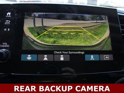Used 2019 Honda Pilot Touring image 6