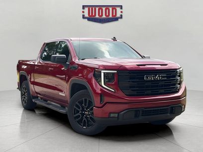 Used 2022 GMC Sierra 1500 Elevation w/ LPO, Elevation Black Package