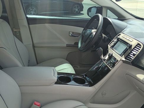 Used 2014 Toyota Venza XLE w/ XLE Premium Package FWD image 7