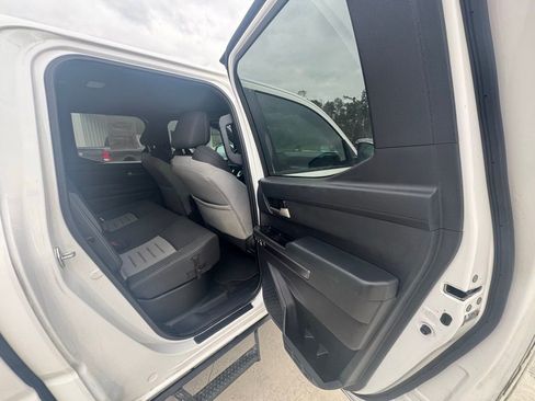 Used 2024 Toyota Tacoma TRD Sport image 18