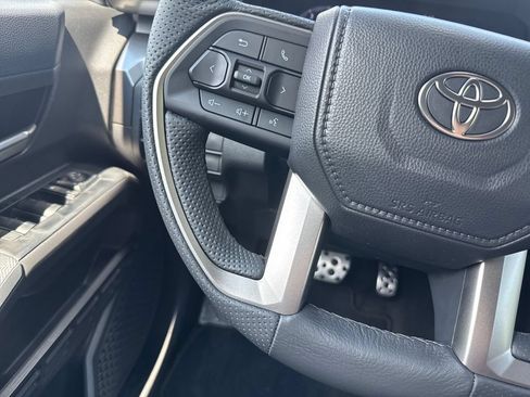 Used 2025 Toyota Tacoma TRD Sport AWD/4WD image 24