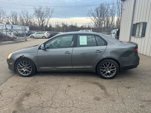 Used 2009 Volkswagen Jetta S FWD image 8