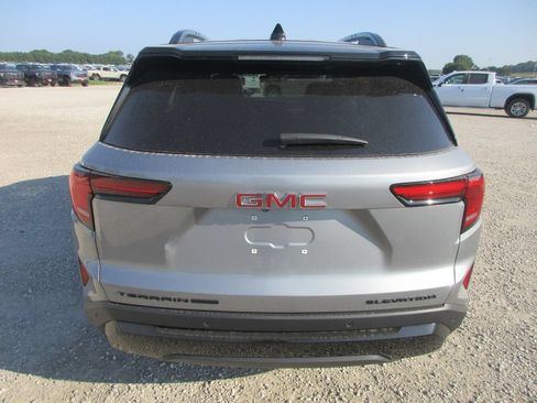New 2027 GMC Terrain Elevation w/ Elevation Premium Package AWD/4WD image 5
