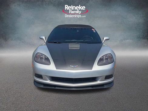 Used 2008 Chevrolet Corvette Convertible w/ Preferred Equipment Group RWD image 2