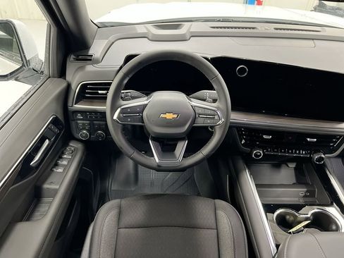 New 2026 Chevrolet Suburban LS AWD/4WD image 11