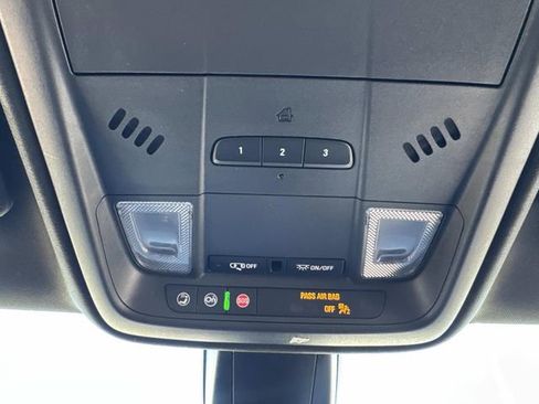 Used 2022 Cadillac XT5 Luxury FWD image 21