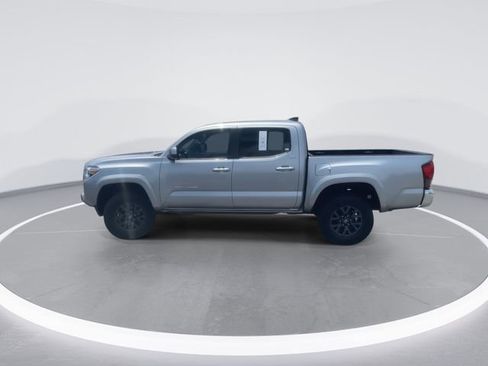Used 2021 Toyota Tacoma SR5 image 4
