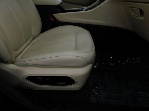 Used 2021 Jeep Grand Cherokee L Limited image 37