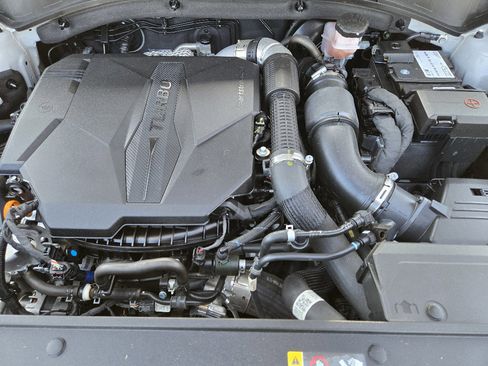 Certified 2023 Kia Sorento EX image 31