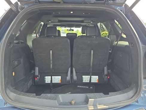 Used 2018 Ford Explorer XLT w/ Equipment Group 202A AWD/4WD image 27