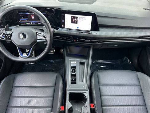 Used 2022 Volkswagen Golf R image 15