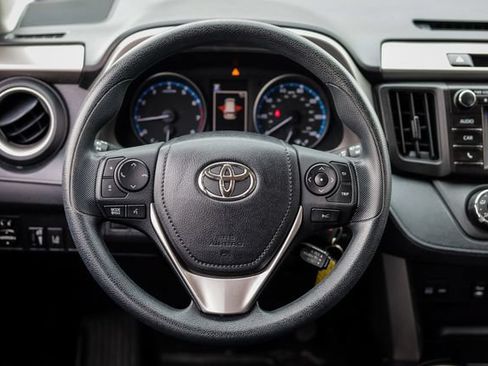 Used 2018 Toyota RAV4 LE w/ All Weather Liner Package AWD/4WD image 29