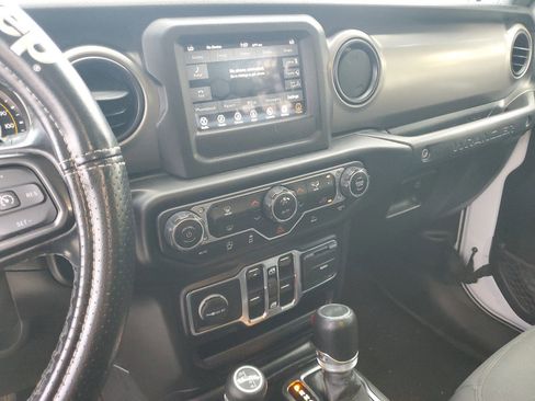 Certified 2021 Jeep Wrangler Unlimited Sport image 23