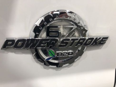 Used 2016 Ford F250 Lariat w/ Lariat Ultimate Package image 12