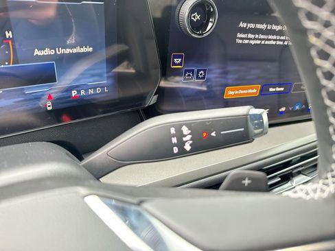 New 2026 Chevrolet Traverse LT image 23