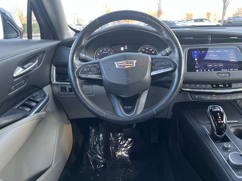 Certified 2023 Cadillac XT4 Premium Luxury w/ Enhanced Visibility Package image 14