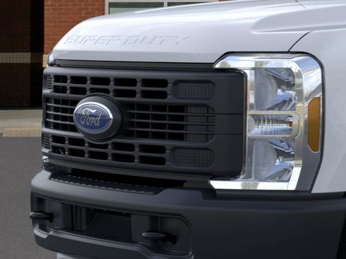 New 2026 Ford F350 XL image 17