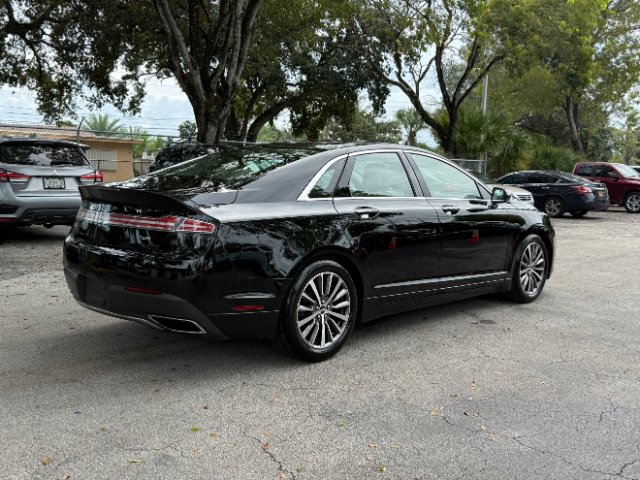 Used 2019 Lincoln MKZ Premiere FWD image 5