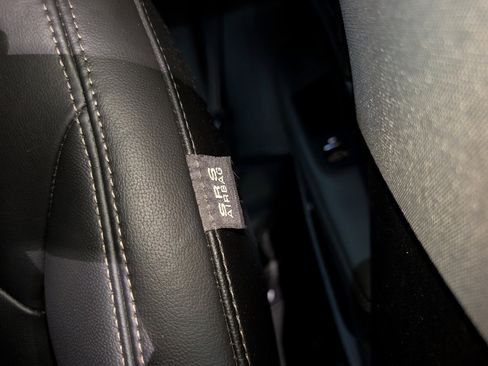 Used 2019 Alfa Romeo Stelvio AWD image 50