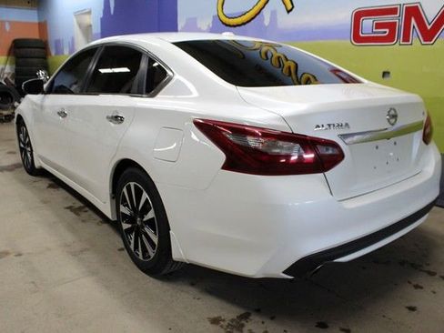 Used 2018 Nissan Altima 2.5 SL FWD image 6