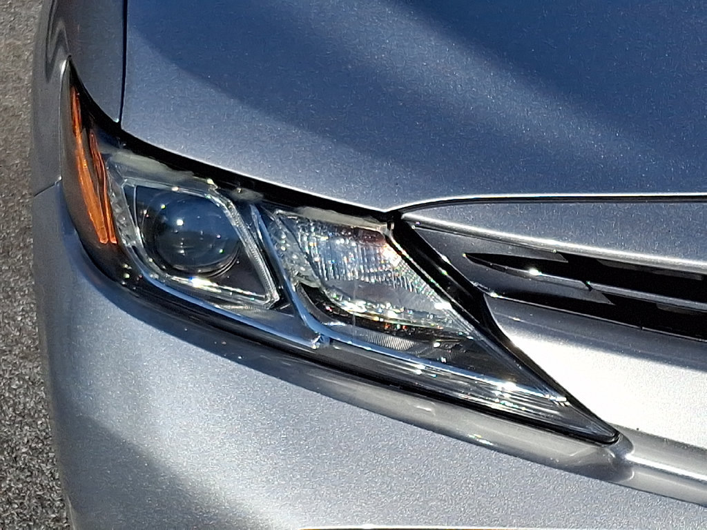 Used 2019 Toyota Camry LE w/ Convenience Package FWD image 9