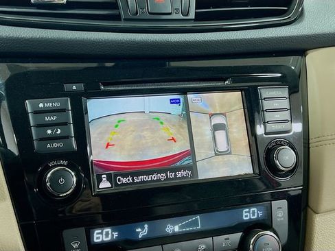 Used 2019 Nissan Rogue SL image 14