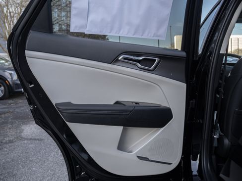New 2026 Kia Sportage EX FWD image 40