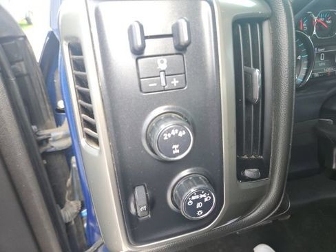 Used 2017 Chevrolet Silverado 2500 High Country w/ Duramax Plus Package AWD/4WD image 20