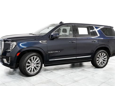 Used 2023 GMC Yukon Denali AWD/4WD image 4