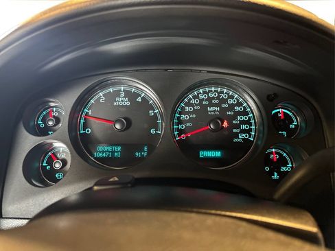 Used 2013 Chevrolet Tahoe LTZ AWD/4WD image 30