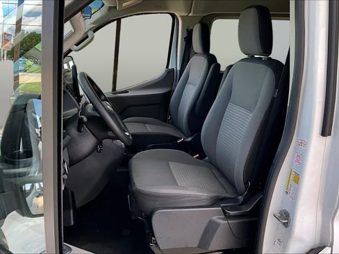 Used 2022 Ford Transit 350 XLT RWD image 8