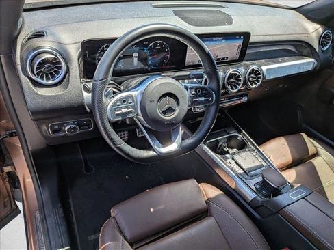 Used 2022 Mercedes-Benz GLB 35 AMG 4MATIC image 9