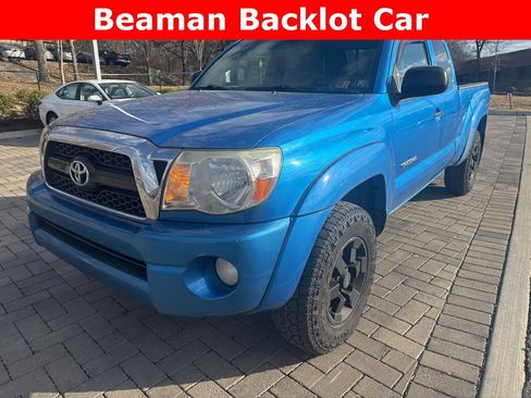 Used 2011 Toyota Tacoma 4x4 Access Cab V6 w/ SR5 Pkg #2 image 1