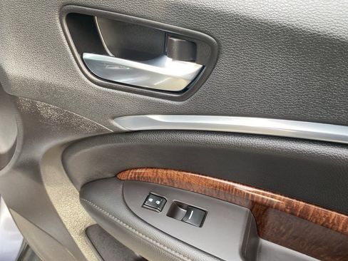 Used 2020 Acura MDX SH-AWD image 13