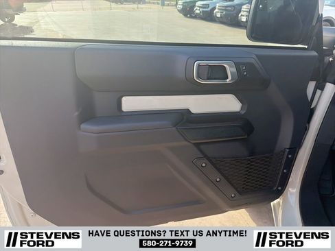 Used 2025 Ford Bronco 2-Door w/ Sasquatch Package AWD/4WD image 19