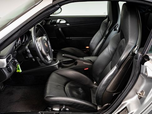 Used 2005 Porsche 911 Carrera S image 5