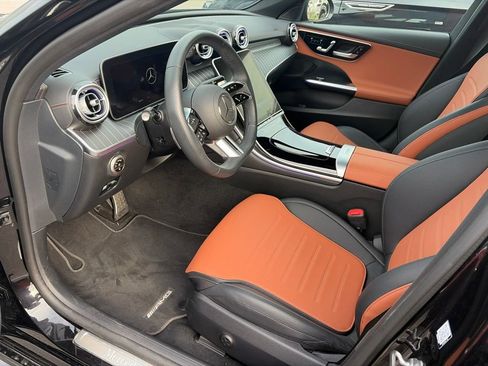Used 2023 Mercedes-Benz C 300 Sedan image 2