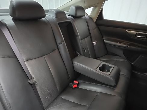 Used 2015 Nissan Altima 3.5 SL FWD image 20
